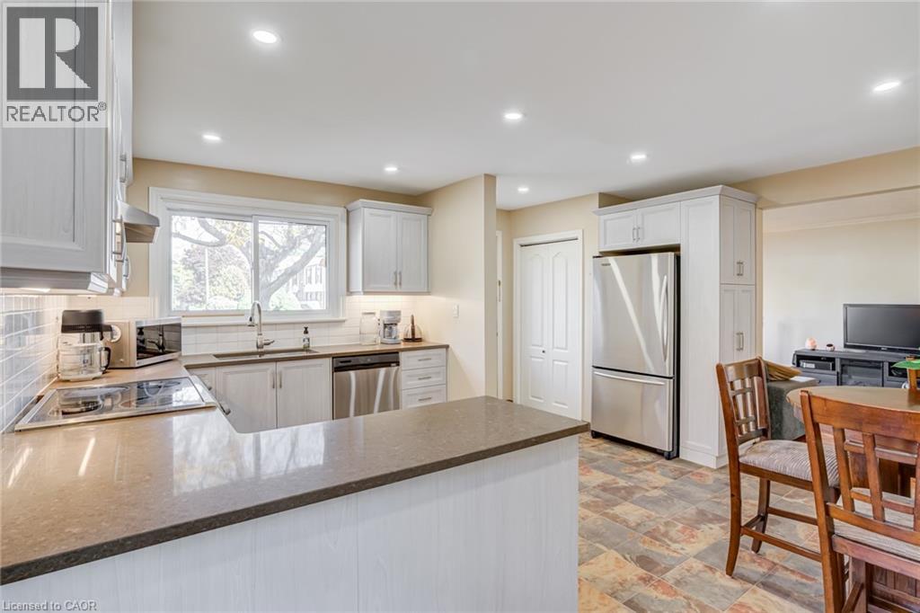 1258 Fisher Avenue, Burlington, Ontario L7P 2L4 - Photo 6 - 40782063