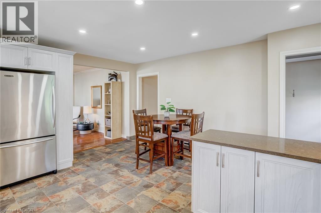 1258 Fisher Avenue, Burlington, Ontario L7P 2L4 - Photo 9 - 40782063