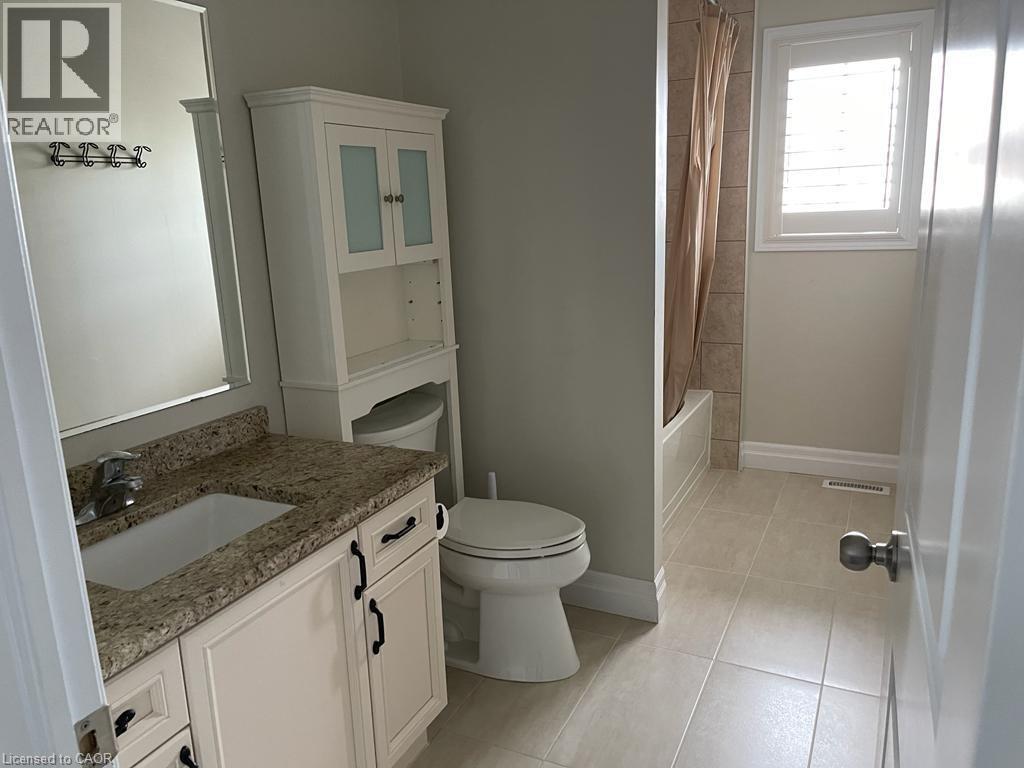 296 Countrystone Crescent Unit# Upper, Kitchener, Ontario N2N 3S2 - Photo 16 - 40785991