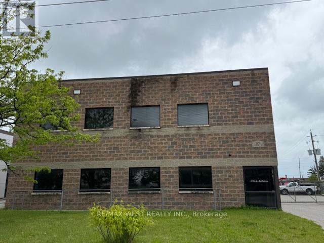 2 - 69 Healey Road, Caledon, Ontario  L7E 5A4 - Photo 3 - W12481571