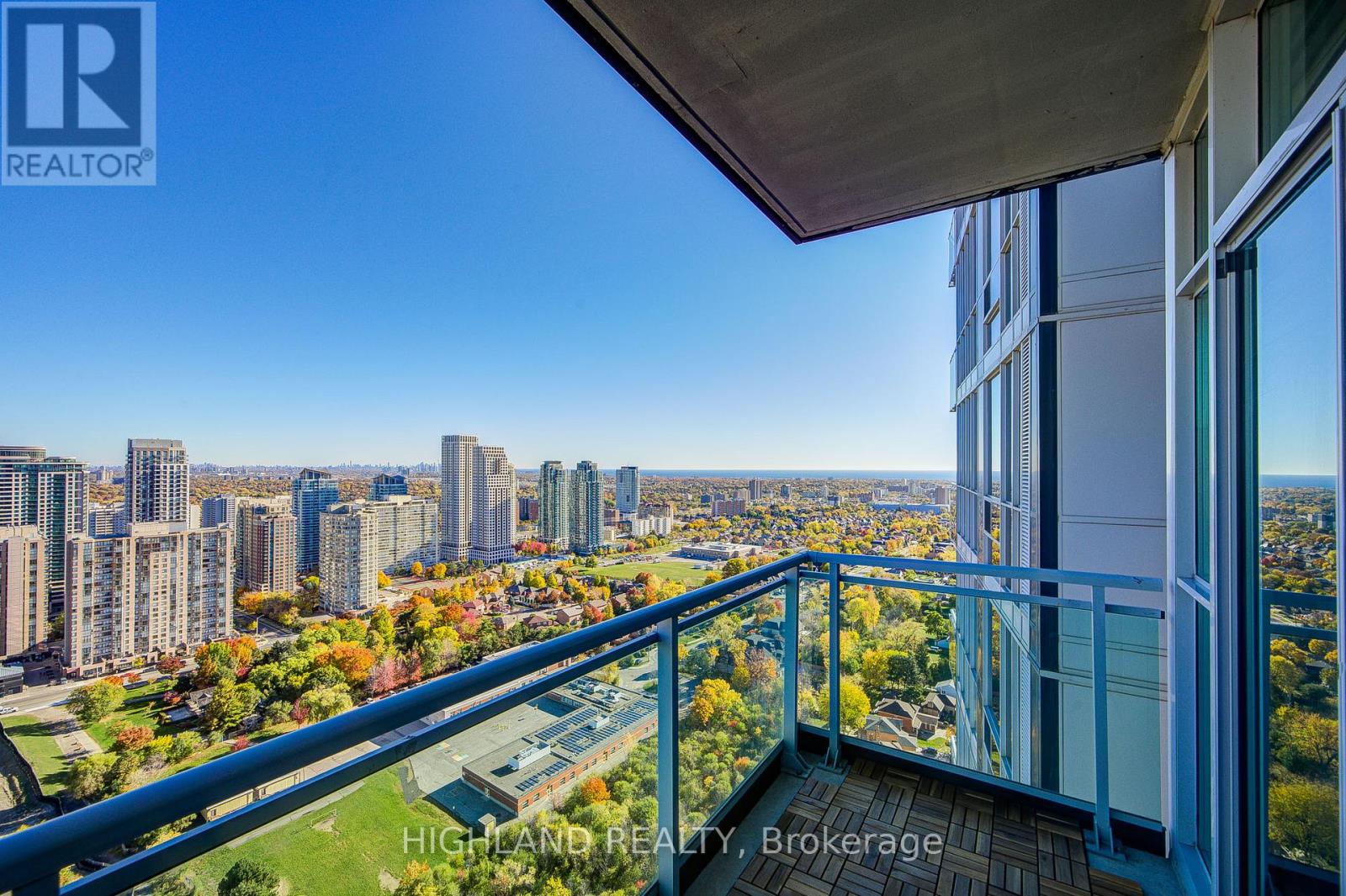 3105 - 223 Webb Drive, Mississauga, Ontario L5B 0E8 - Photo 8 - W12515462