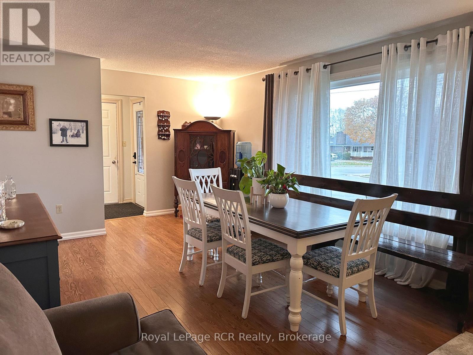 389 17th Avenue, Hanover, Ontario  N4N 3A2 - Photo 14 - X12515784