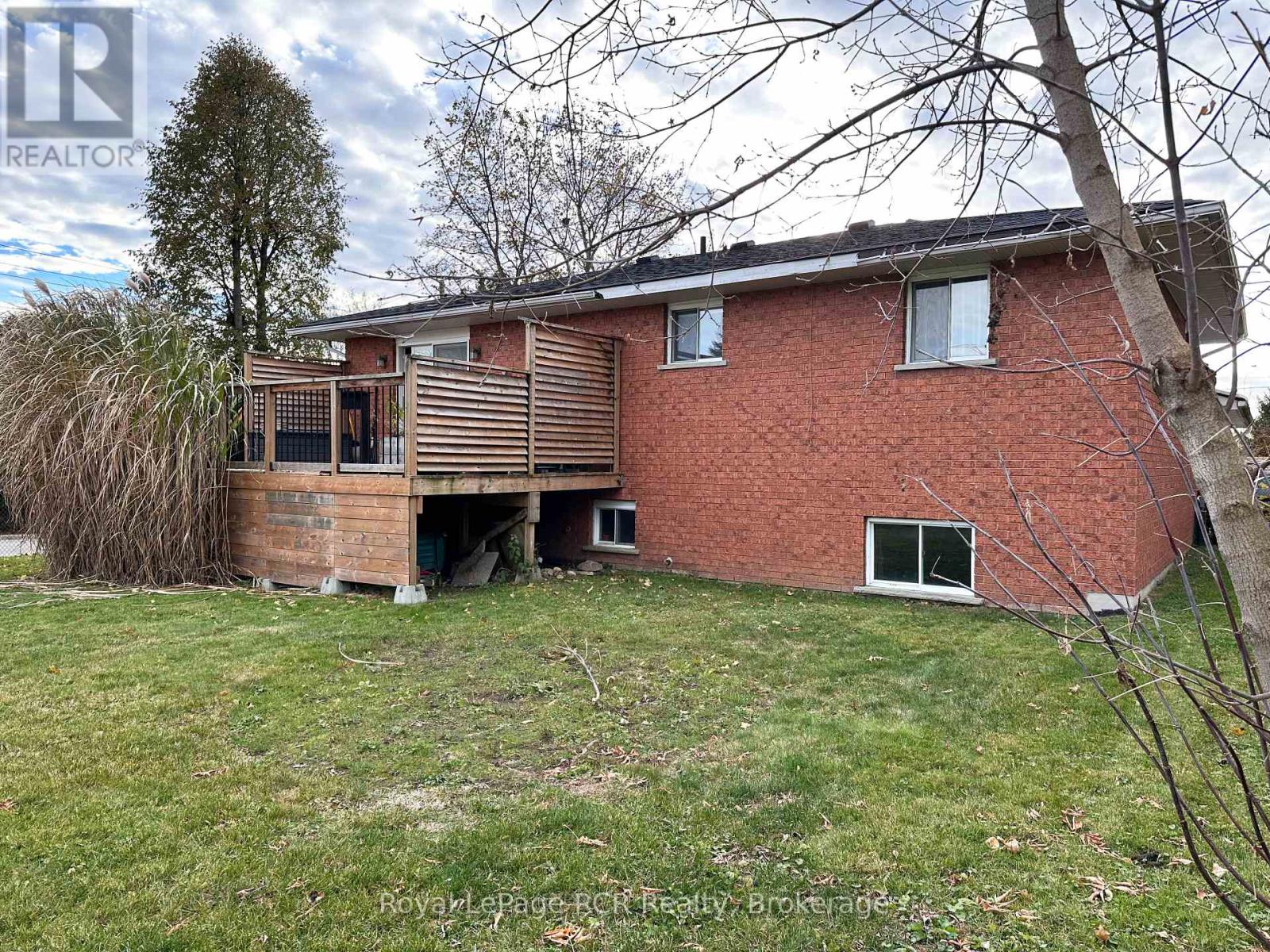 389 17th Avenue, Hanover, Ontario  N4N 3A2 - Photo 8 - X12515784