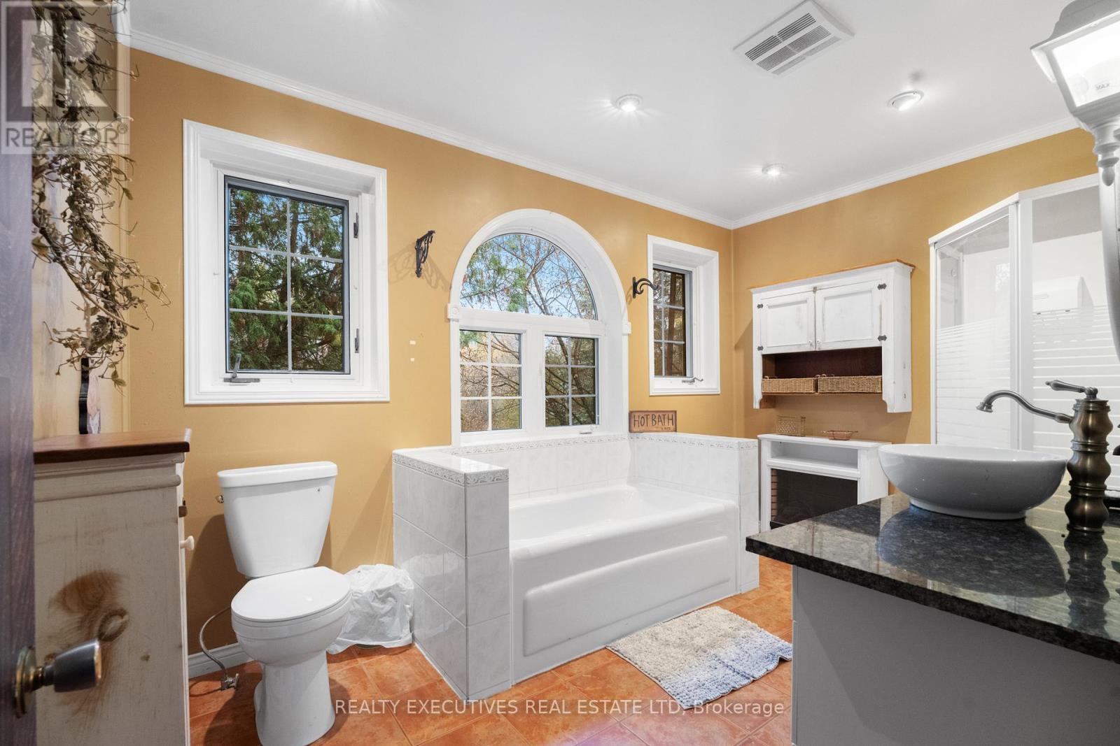 10295 Shaw Road, North Dundas, Ontario  K0E 1S0 - Photo 37 - X12497002