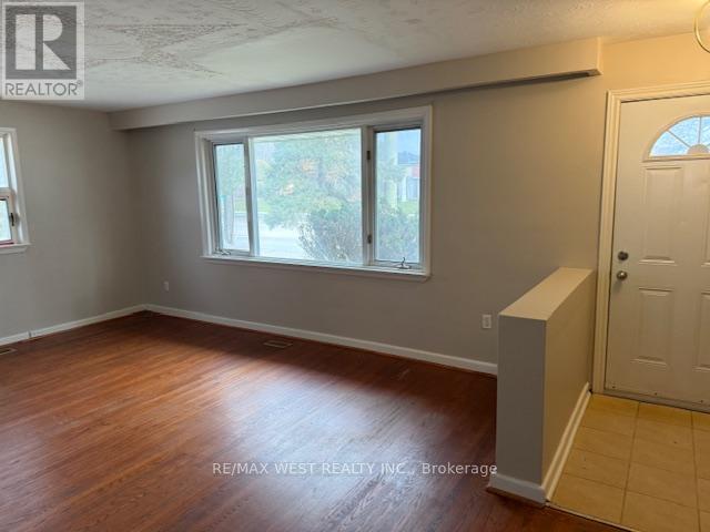 13576 Coleraine Drive, Caledon, Ontario L7E 2M5 - Photo 5 - W12456527