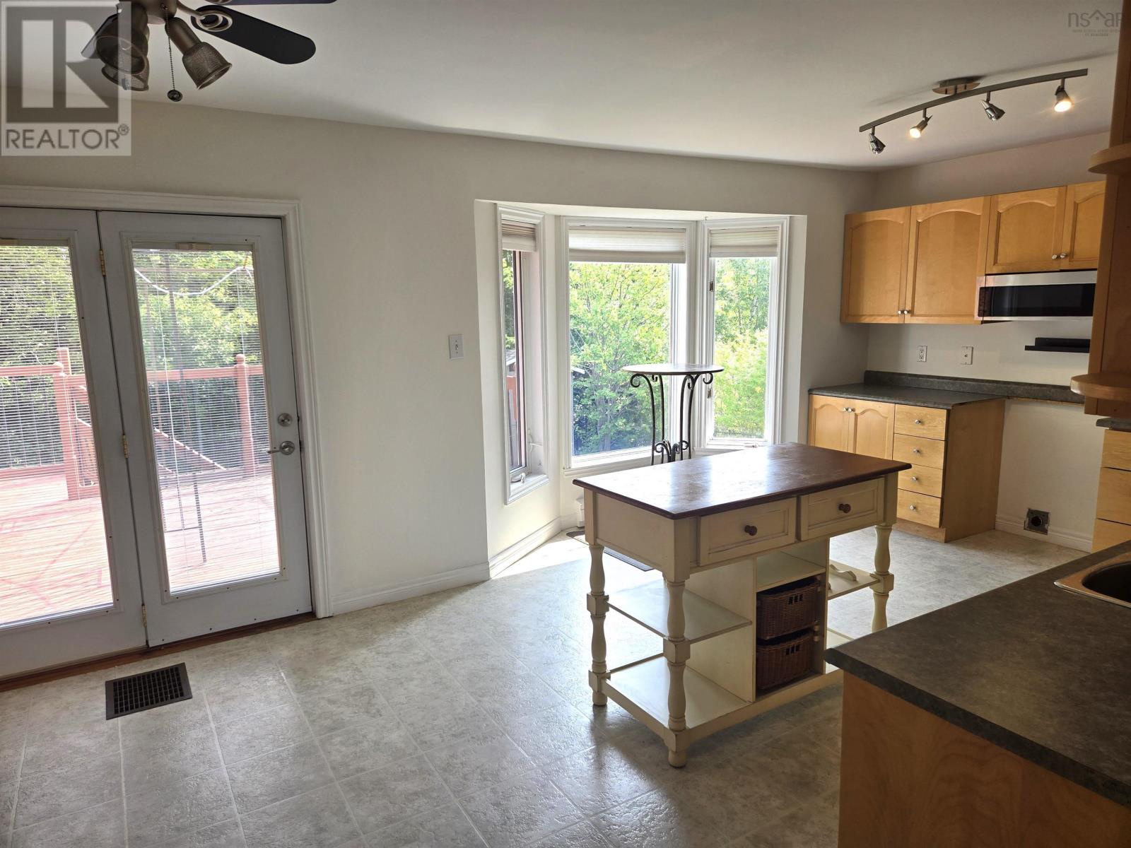 Property at 8 Sherwood Street image 2