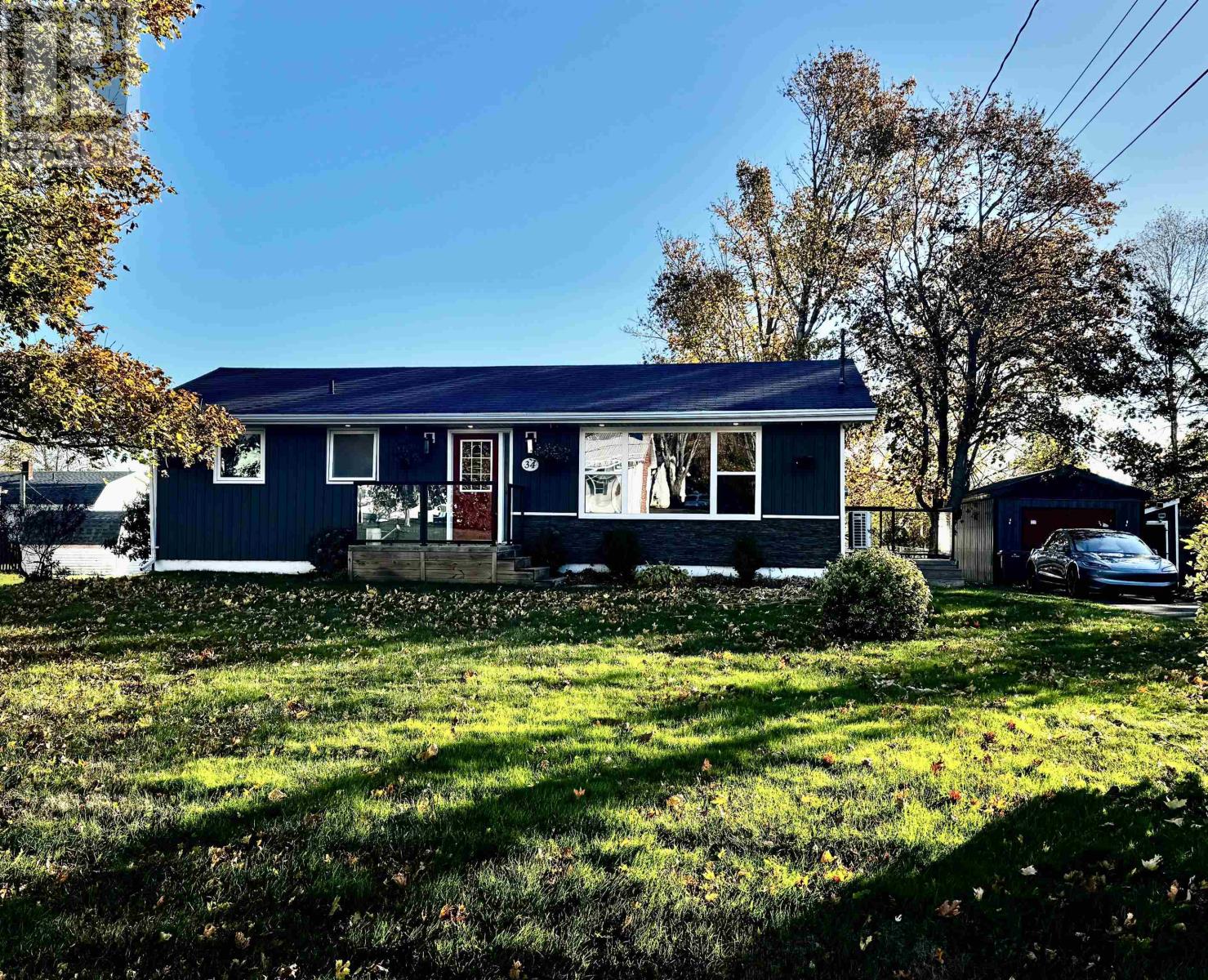 34 HOWARD Drive, Cornwall, Prince Edward Island