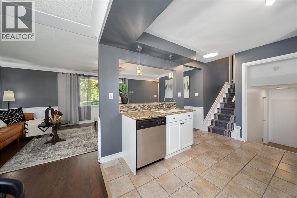 212 Cameron Street, St Clair, Ontario N0N 1G0 - Photo 12 - 25028081