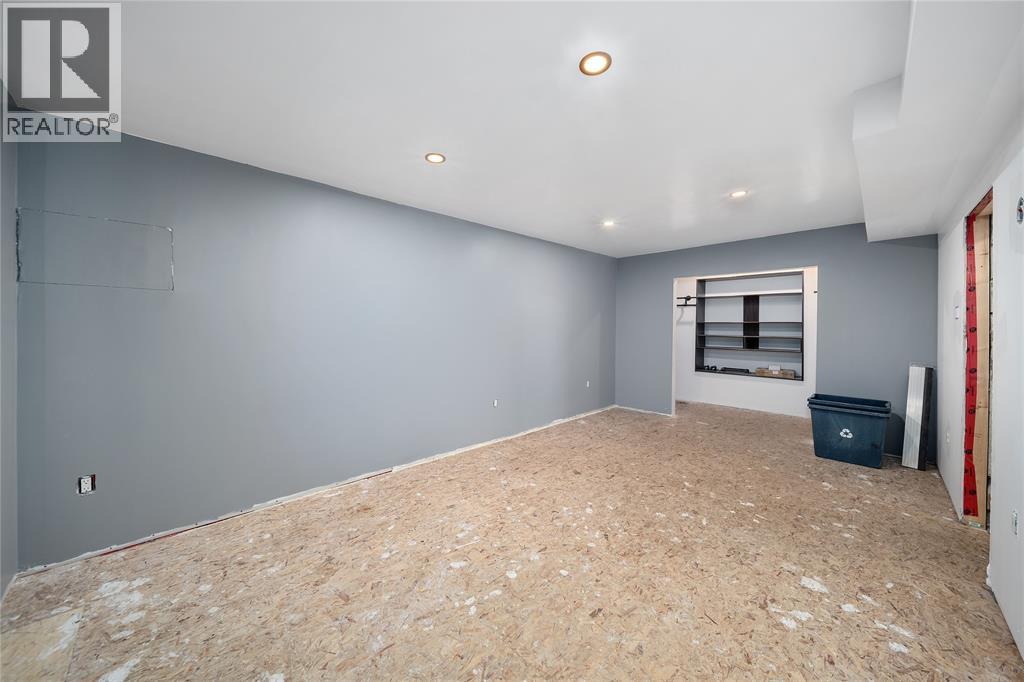 212 Cameron Street, St Clair, Ontario N0N 1G0 - Photo 24 - 25028081