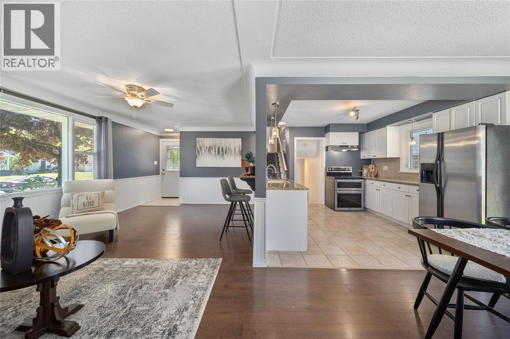 212 Cameron Street, St Clair, Ontario N0N 1G0 - Photo 9 - 25028081