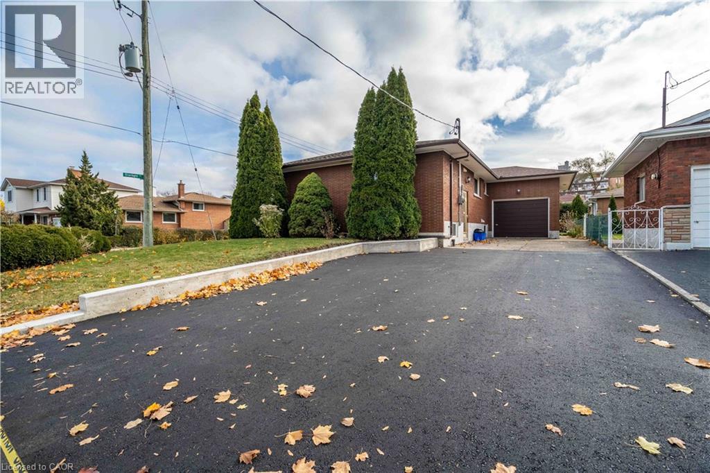 4 Starlight Court Unit# Lower, Hamilton, Ontario  L8K 4C8 - Photo 2 - 40785939