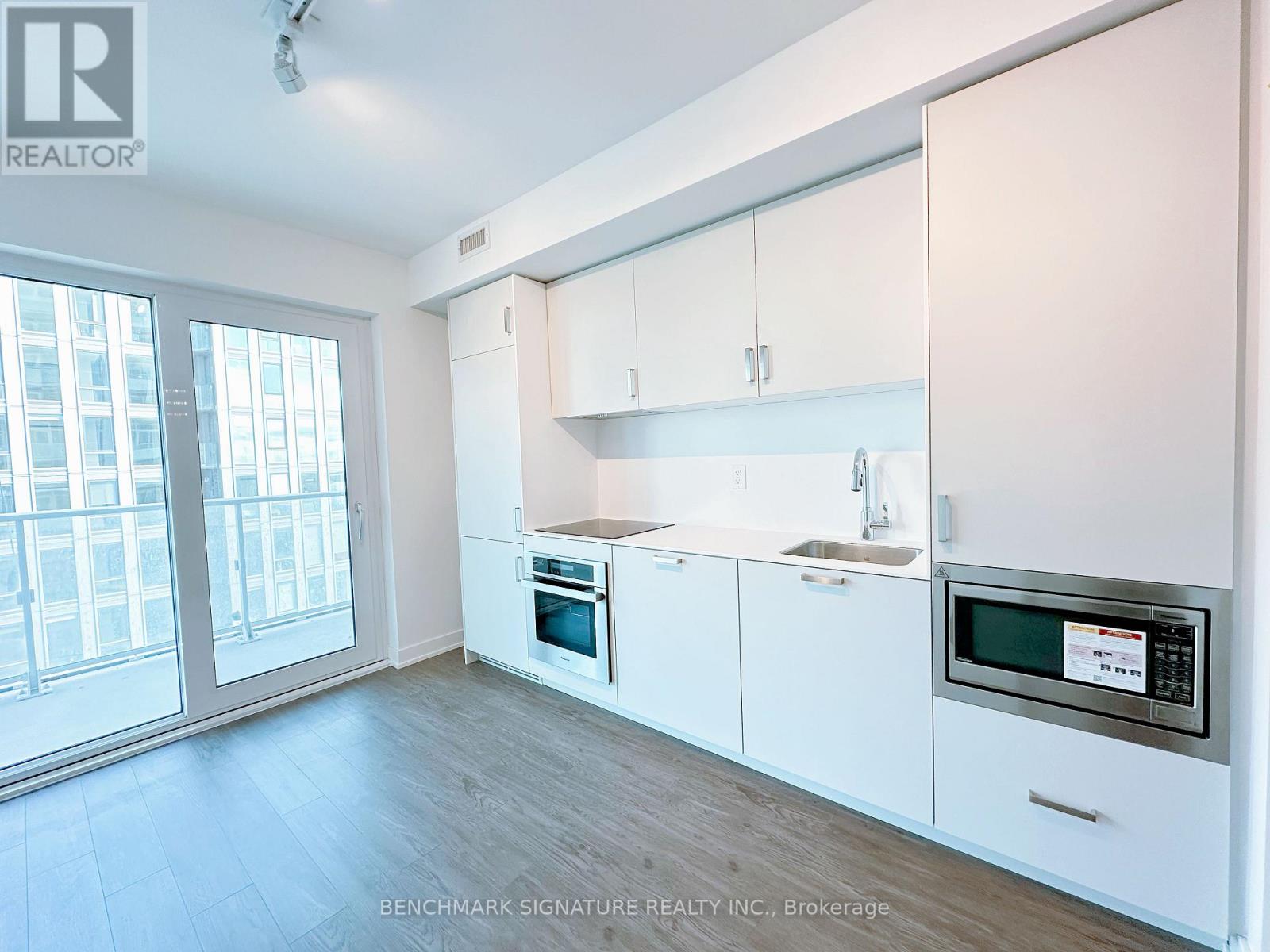 2801 - 88 QUEEN STREET E, Toronto, Ontario