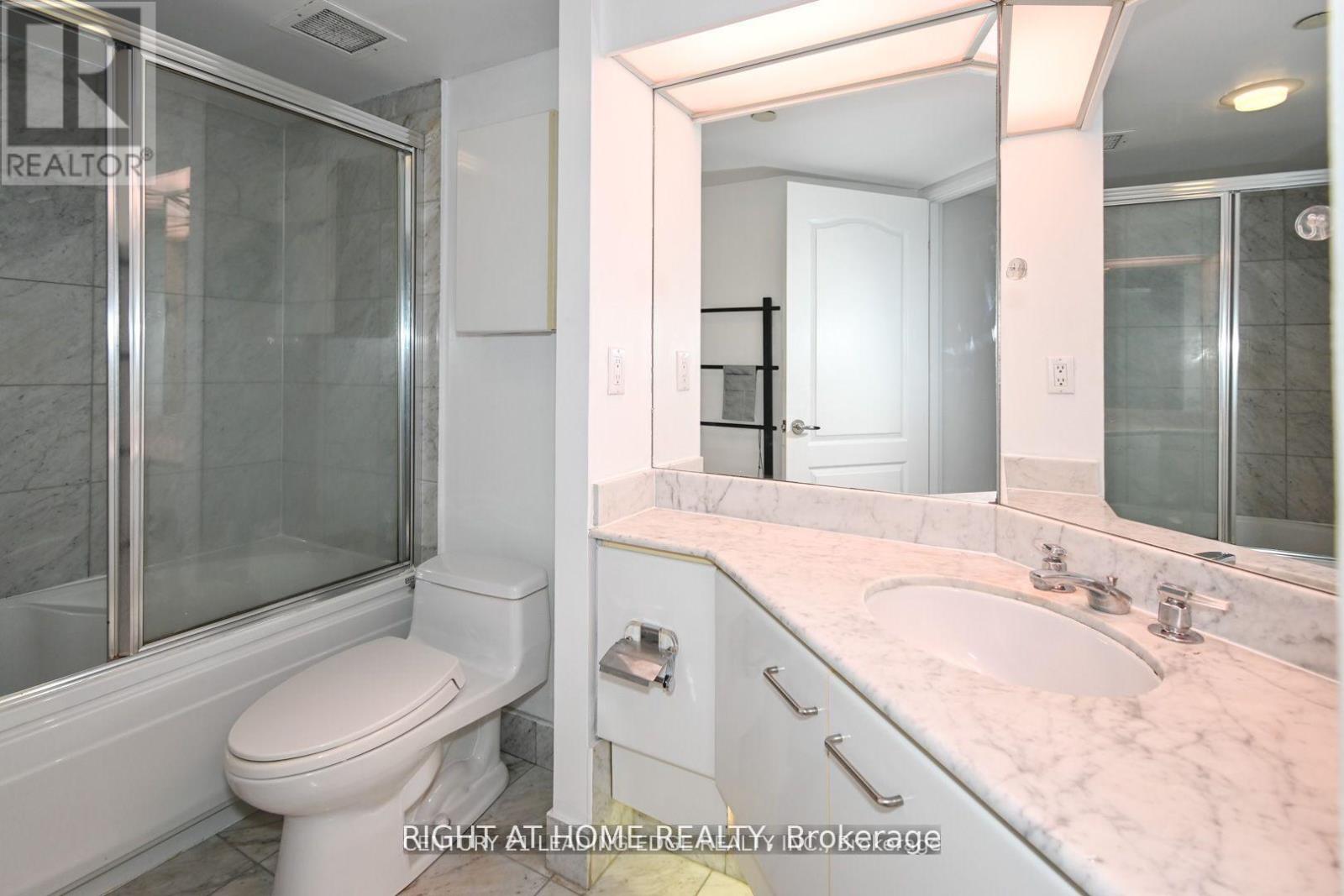 3305 - 38 Elm Street, Toronto, Ontario M7A 2A3 - Photo 7 - C12515830