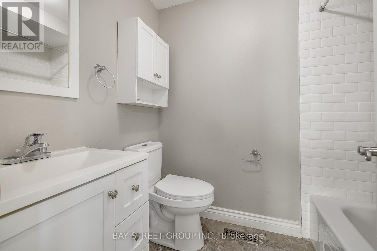 17 Carr Drive, Ajax, Ontario  L1T 3E2 - Photo 21 - E12515806