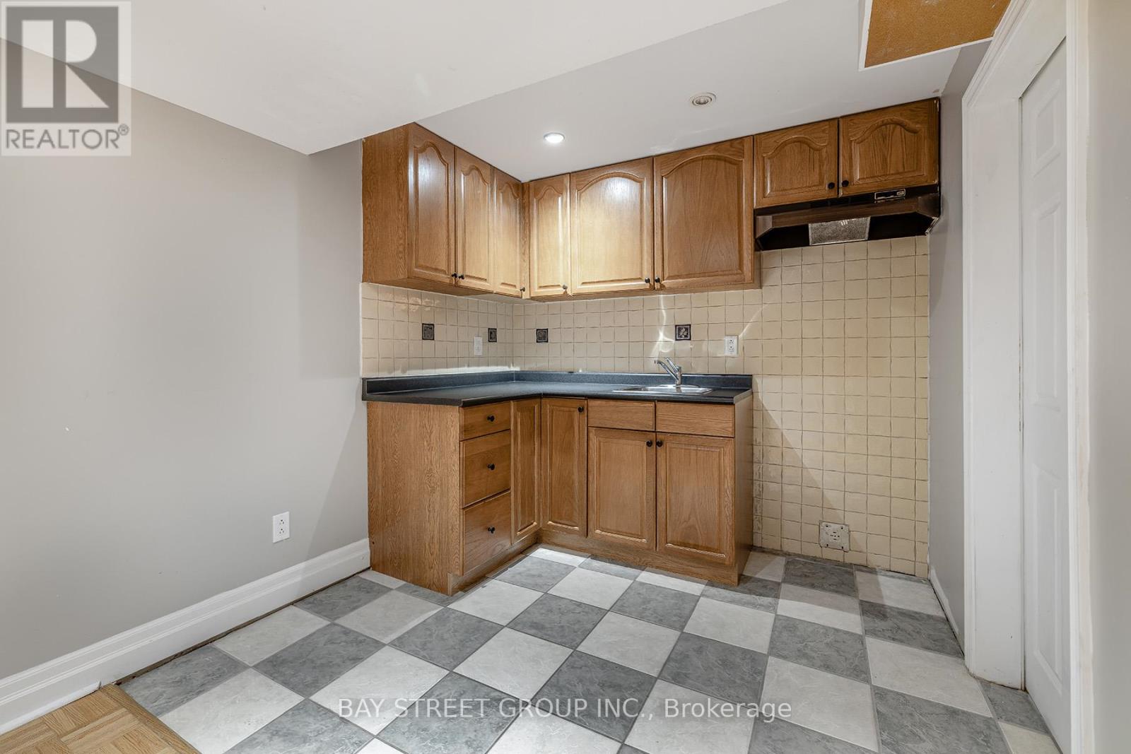 17 Carr Drive, Ajax, Ontario  L1T 3E2 - Photo 26 - E12515806