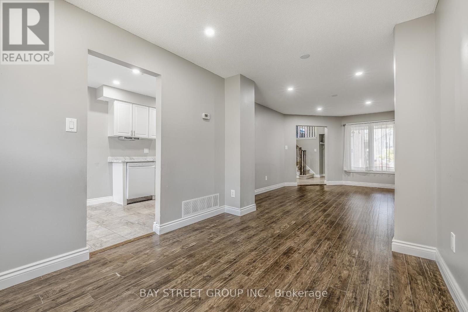 17 Carr Drive, Ajax, Ontario  L1T 3E2 - Photo 7 - E12515806