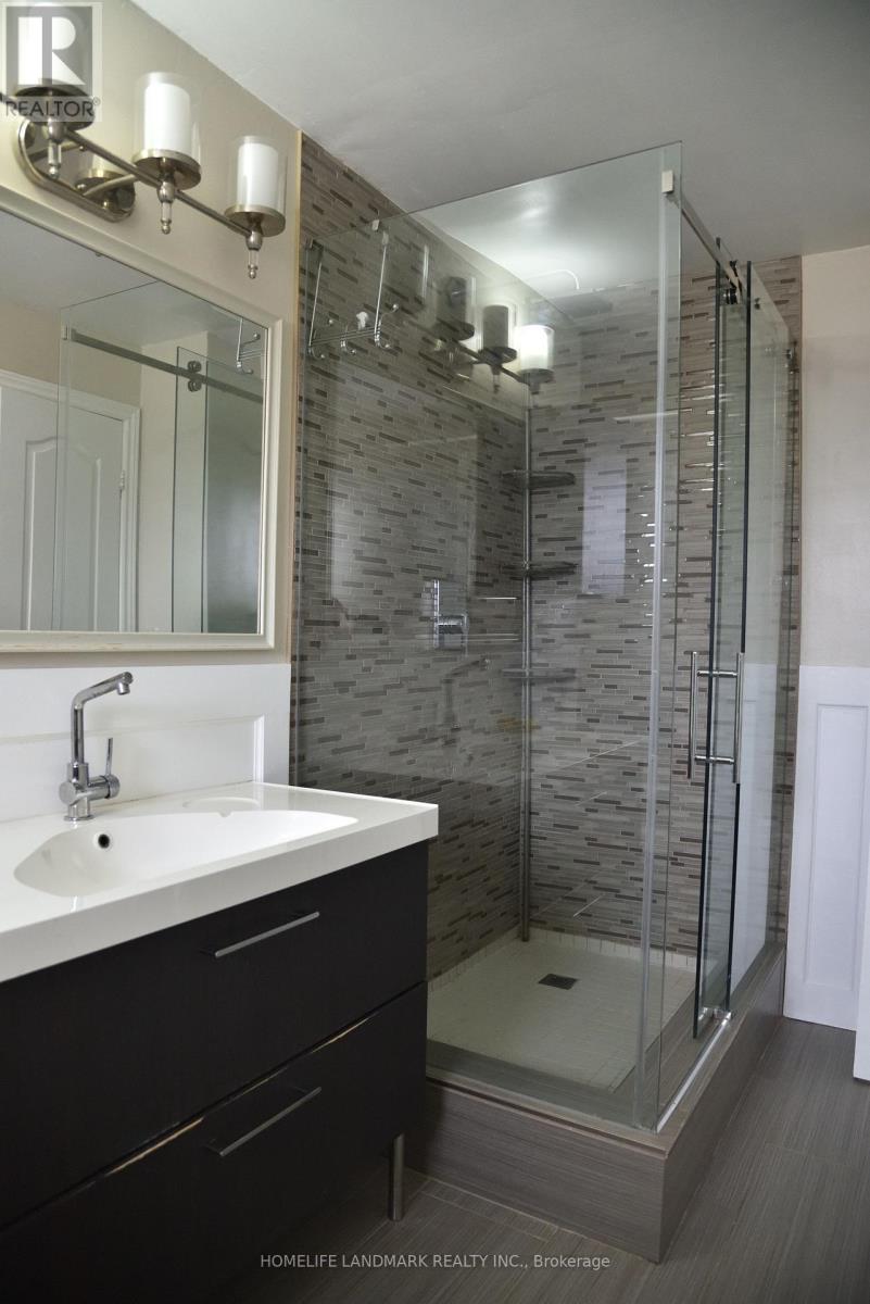 120 Brookmill Drive, Vaughan, Ontario  L4J 6M2 - Photo 13 - N12515782