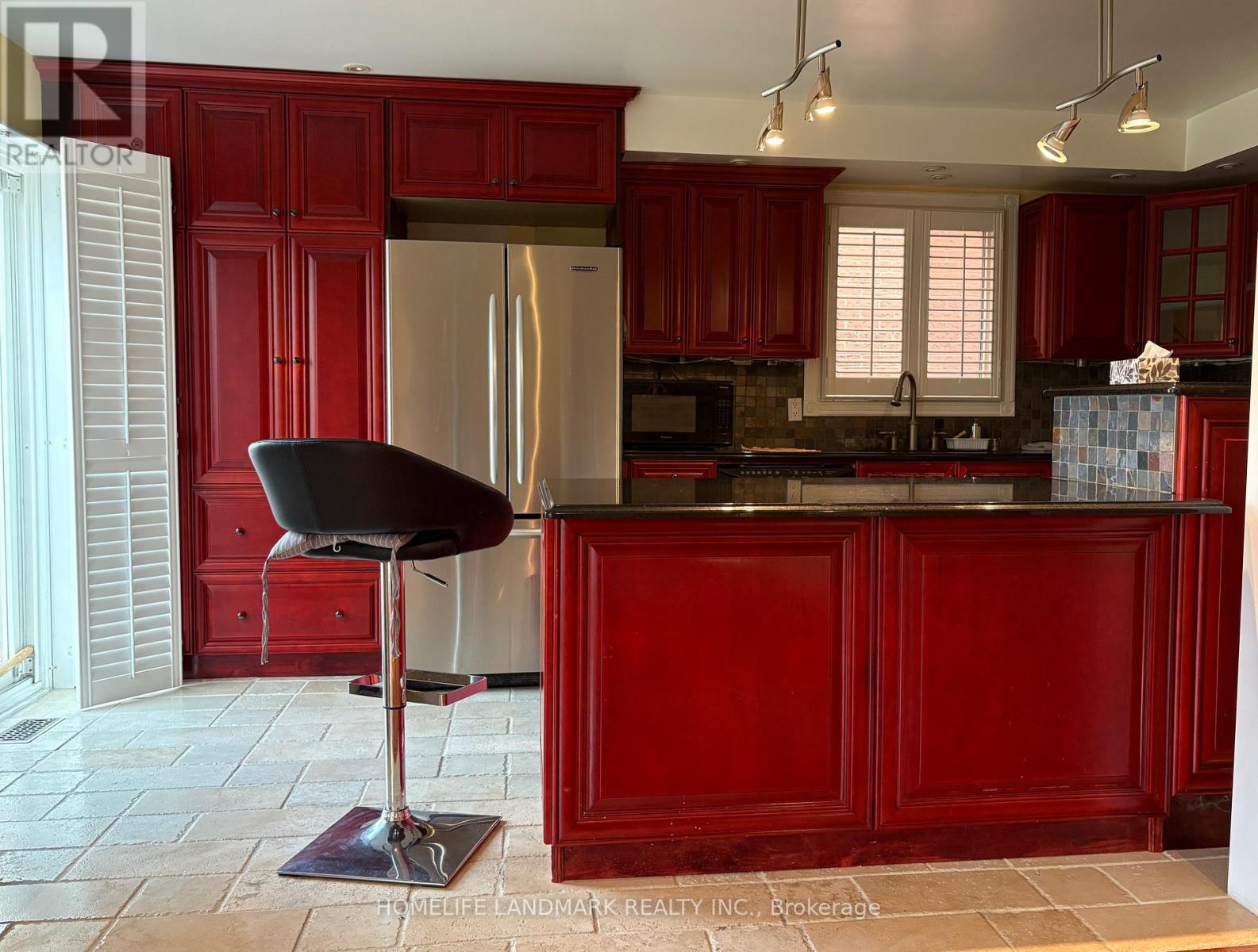 120 Brookmill Drive, Vaughan, Ontario  L4J 6M2 - Photo 5 - N12515782