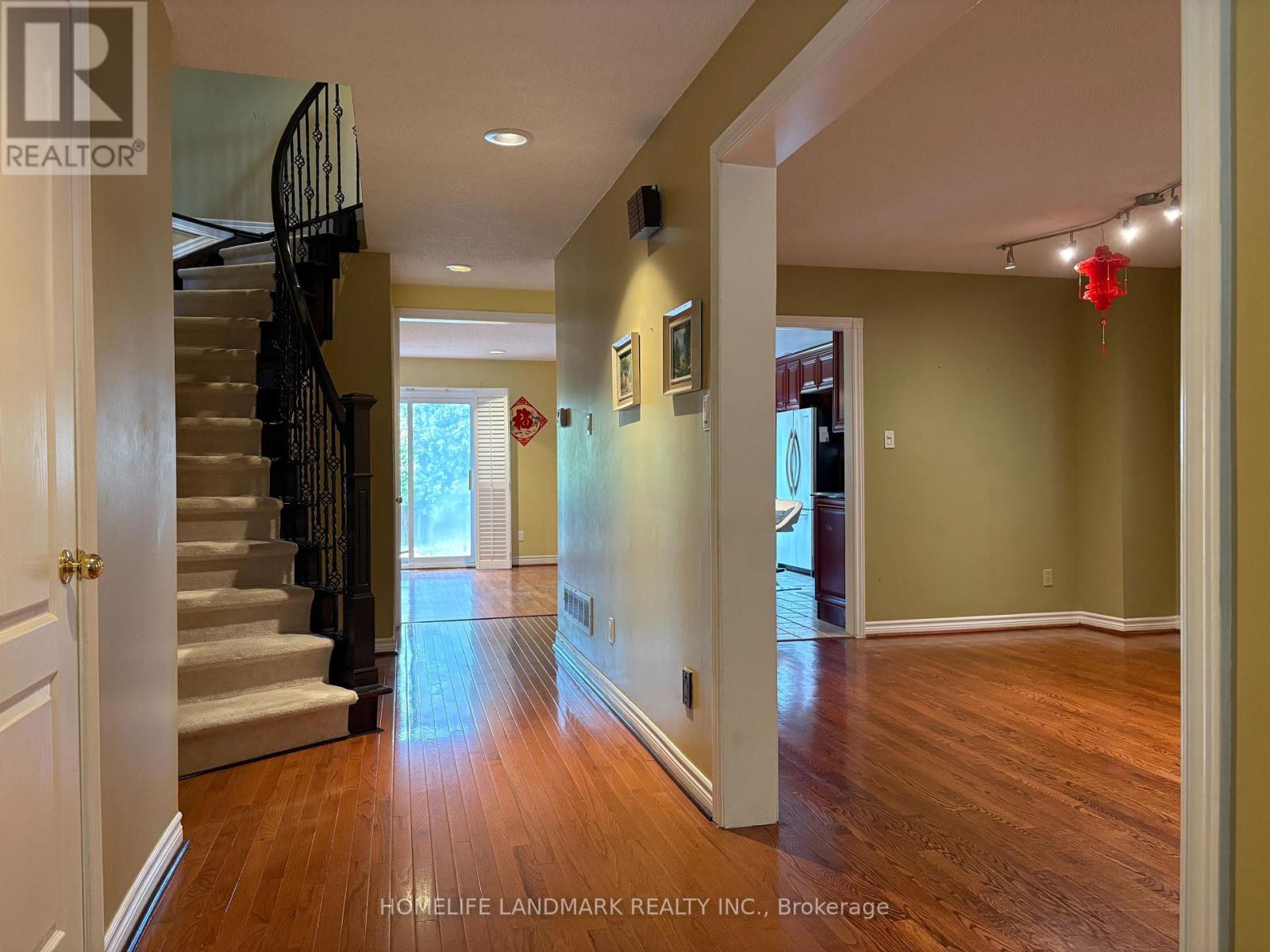 120 Brookmill Drive, Vaughan, Ontario  L4J 6M2 - Photo 8 - N12515782