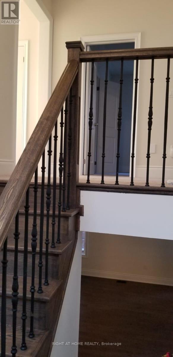 Upper - 30 Alistair Crescent, Vaughan, Ontario  L4K 4B4 - Photo 18 - N12515794