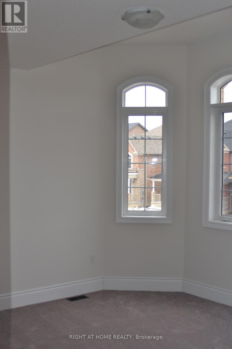 Upper - 30 Alistair Crescent, Vaughan, Ontario  L4K 4B4 - Photo 3 - N12515794