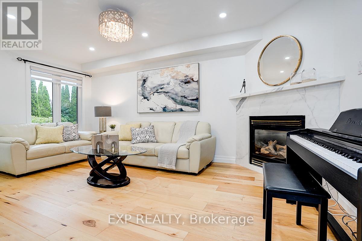 14 Prince Drive, Bradford West Gwillimbury (Bradford), Ontario  L3Z 3B7 - Photo 10 - N12515826