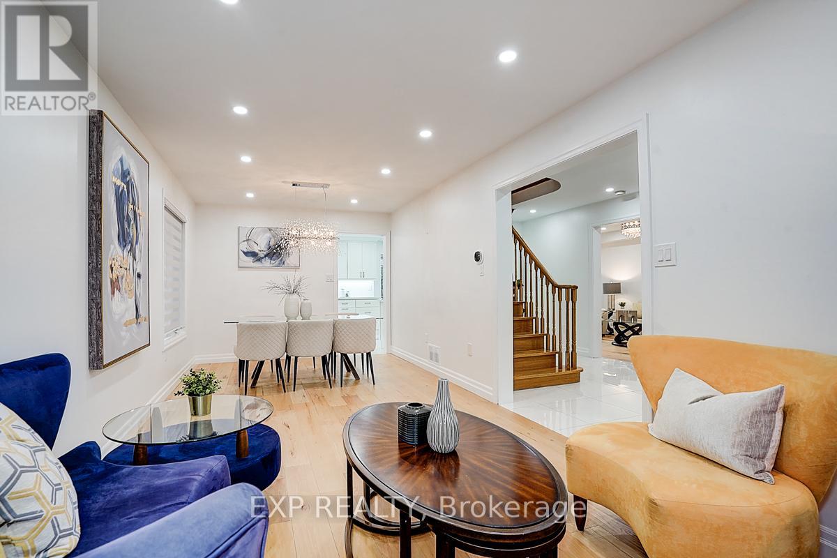 14 Prince Drive, Bradford West Gwillimbury (Bradford), Ontario  L3Z 3B7 - Photo 8 - N12515826