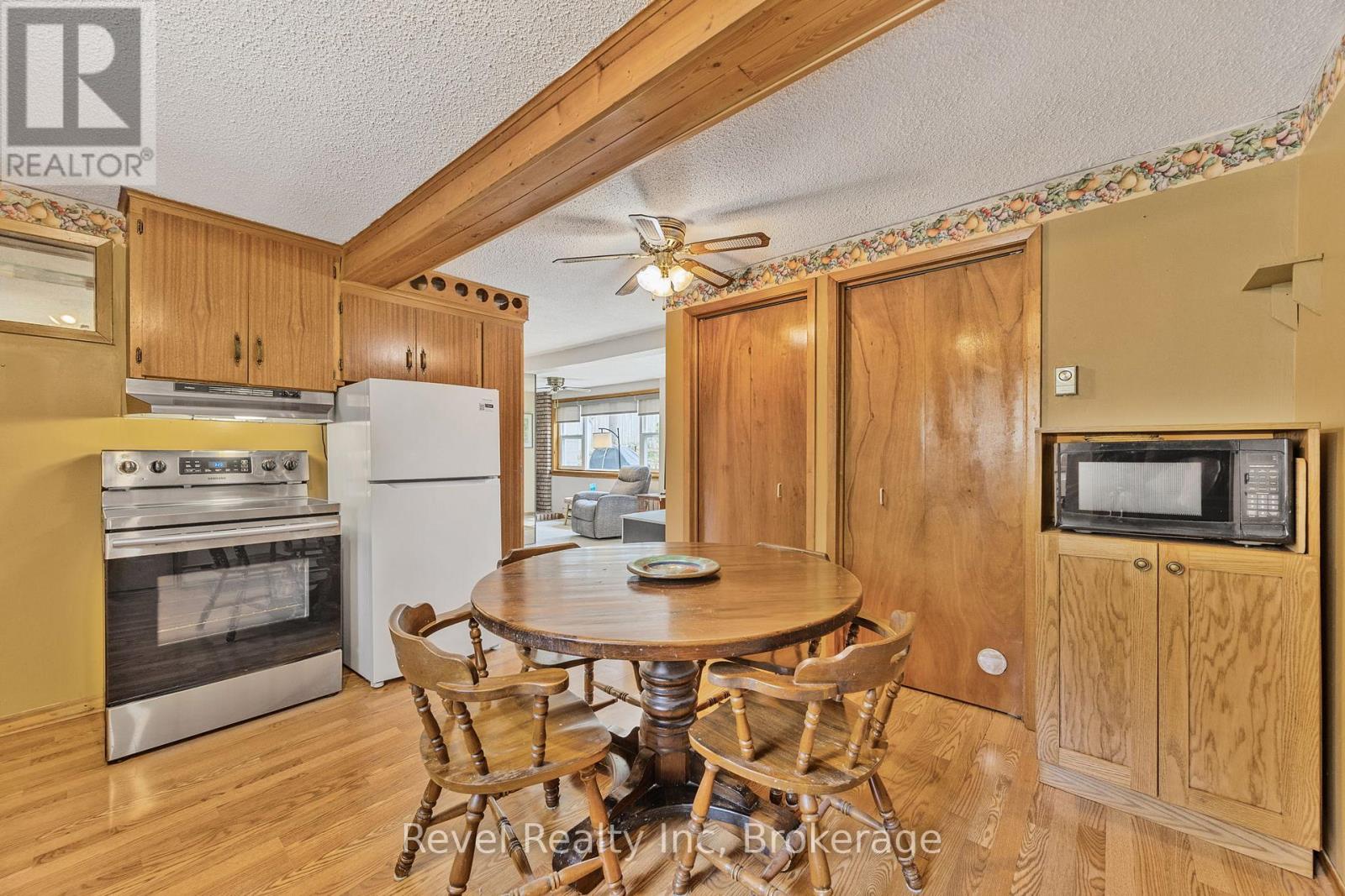 31 Desroches Trail, Tiny, Ontario L9M 0H9 - Photo 4 - S12515852