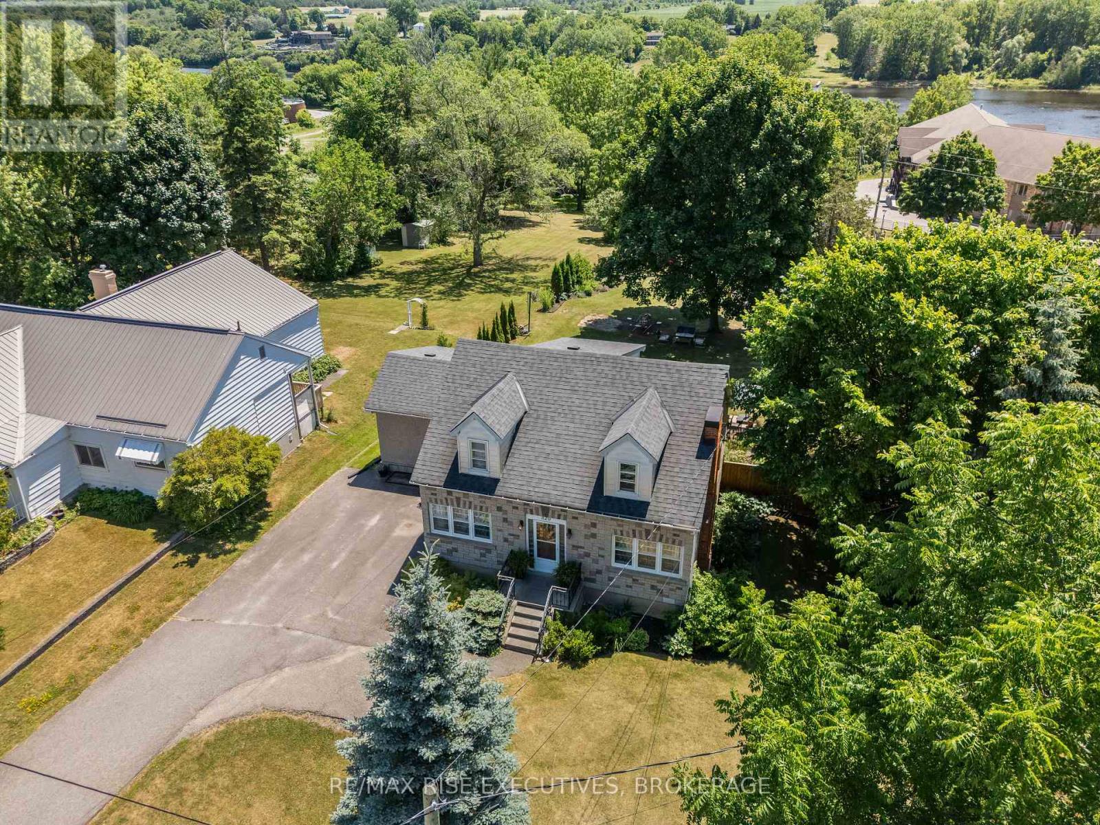 320 Dundas Street W, Greater Napanee, Ontario  K7R 2B4 - Photo 14 - X12516000