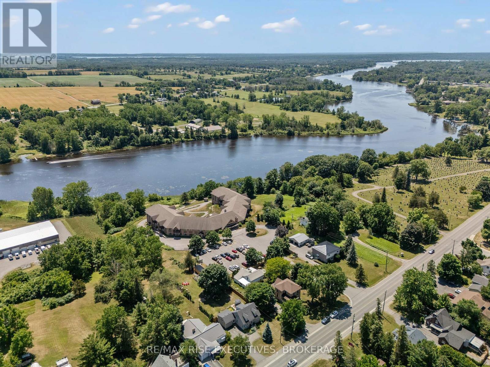 320 Dundas Street W, Greater Napanee, Ontario  K7R 2B4 - Photo 21 - X12516000