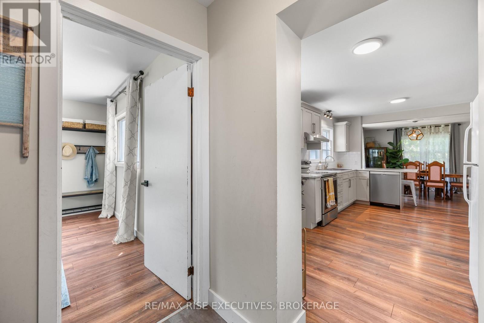 320 Dundas Street W, Greater Napanee, Ontario  K7R 2B4 - Photo 25 - X12516000