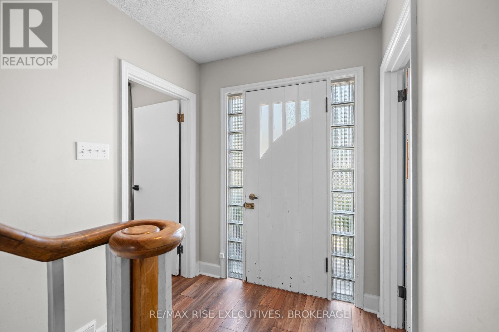 320 Dundas Street W, Greater Napanee, Ontario  K7R 2B4 - Photo 35 - X12516000