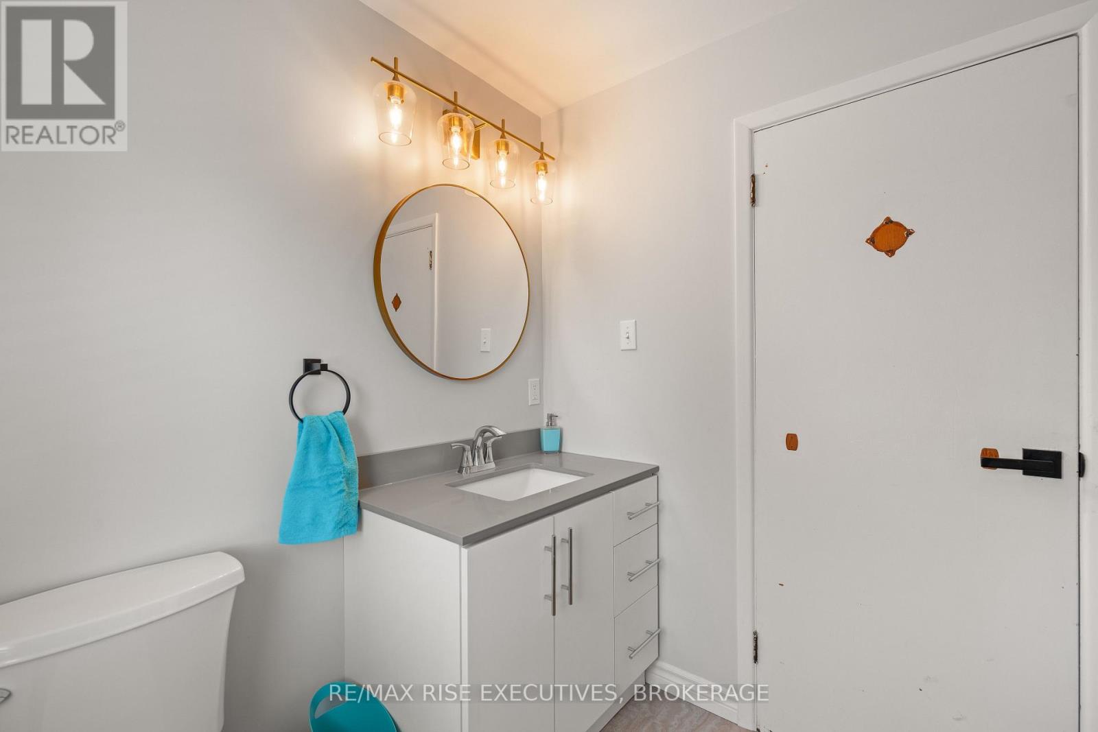 320 Dundas Street W, Greater Napanee, Ontario  K7R 2B4 - Photo 41 - X12516000