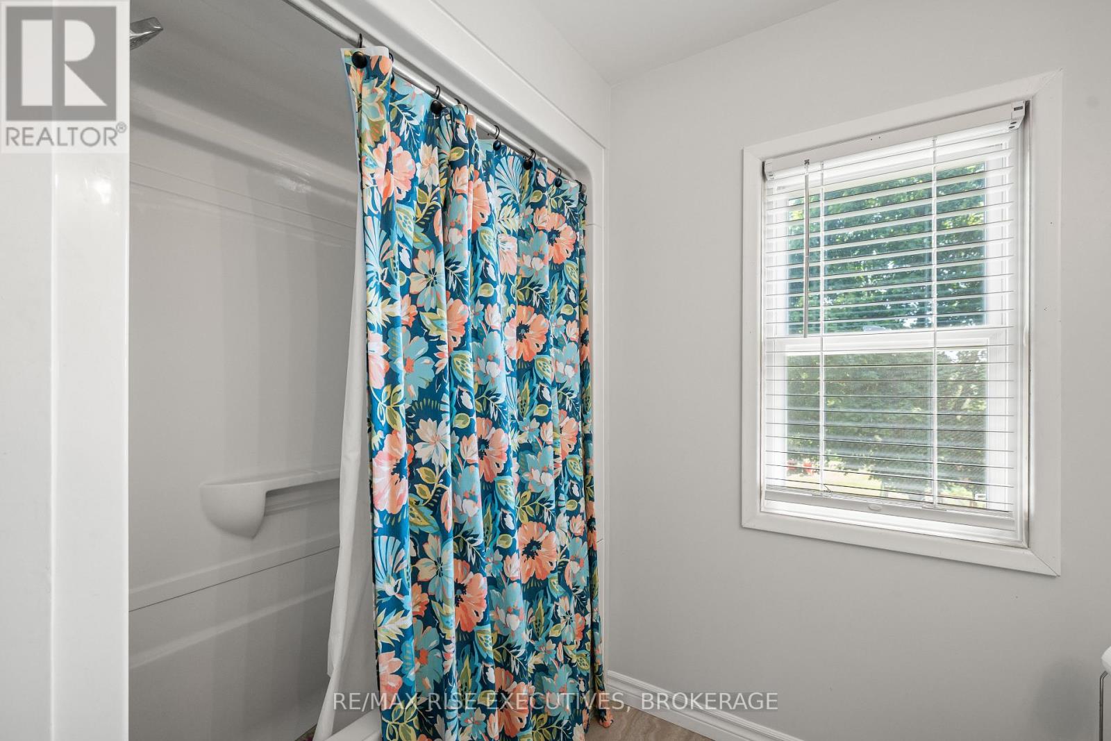 320 Dundas Street W, Greater Napanee, Ontario  K7R 2B4 - Photo 42 - X12516000