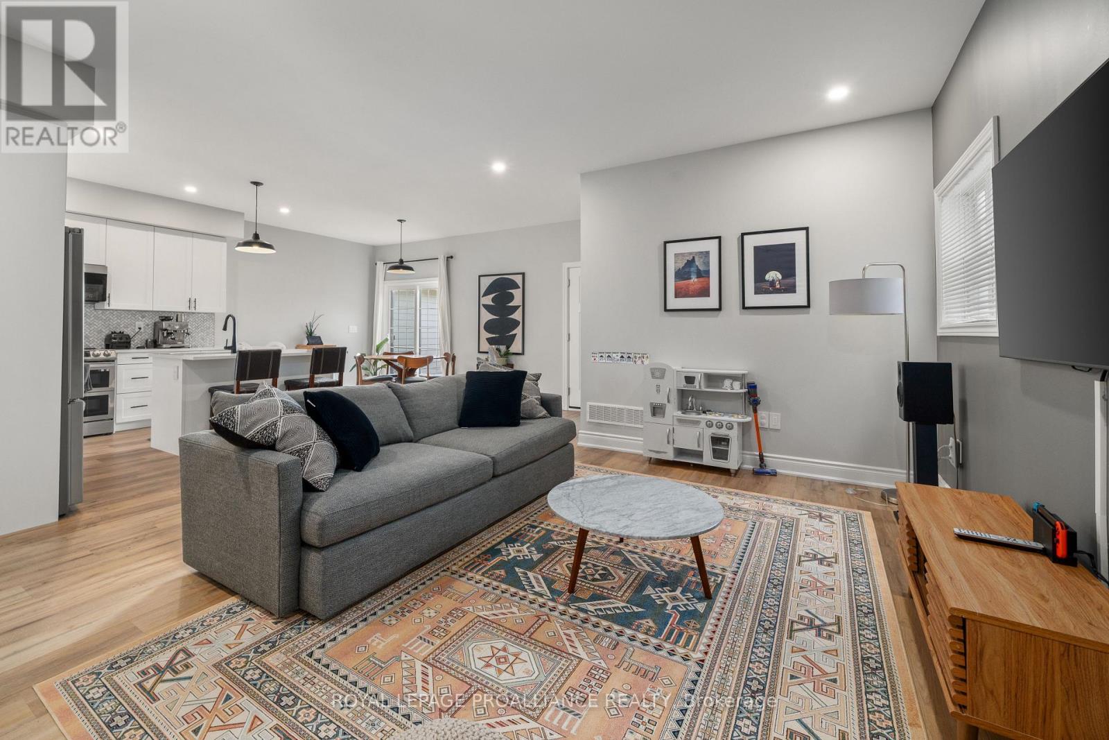 677 Wilkins Gate, Cobourg, Ontario K9A 0C1 - Photo 13 - X12515882