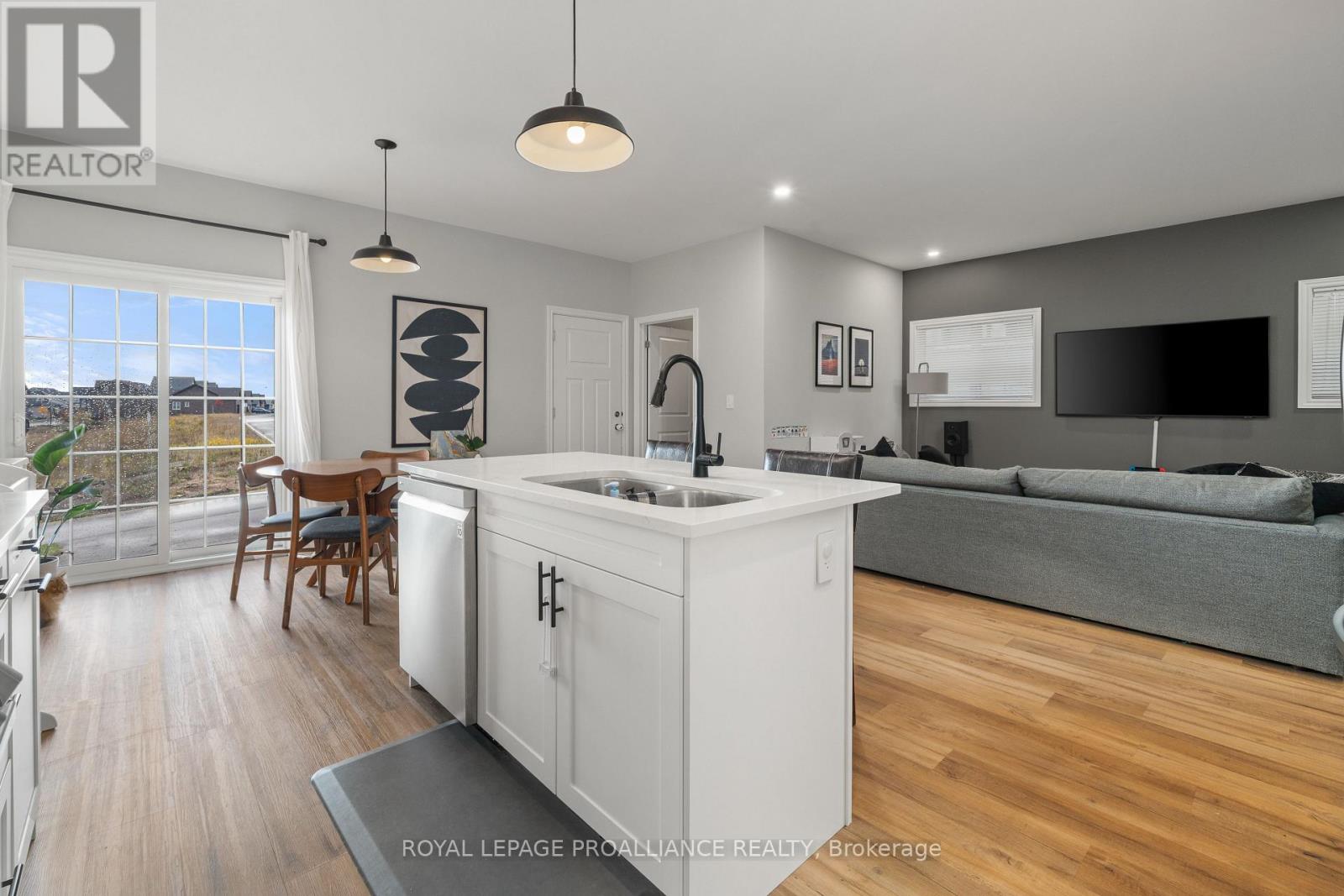 677 Wilkins Gate, Cobourg, Ontario K9A 0C1 - Photo 9 - X12515882