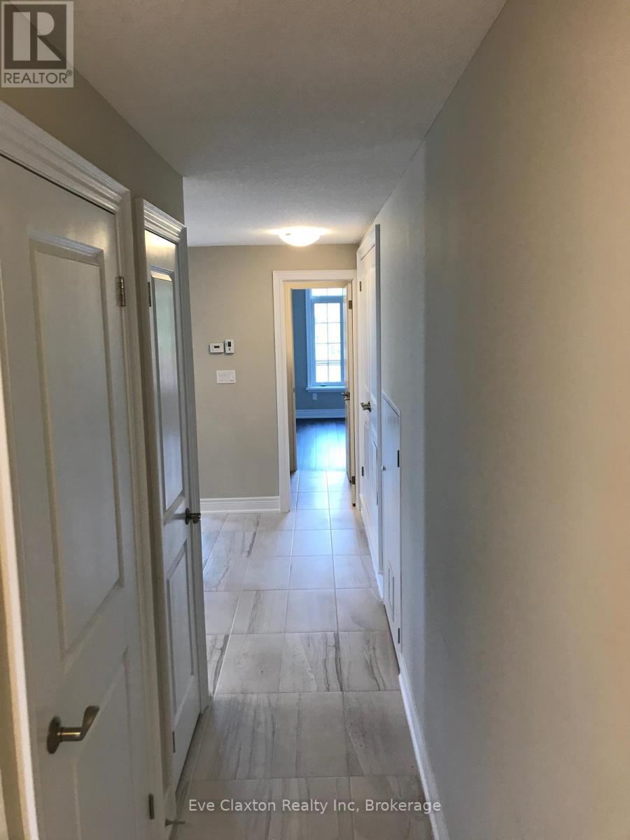 209 - 333 Gosling Gardens, Guelph (Clairfields/hanlon Business Park), Ontario  N1L 0K4 - Photo 8 - X12515928