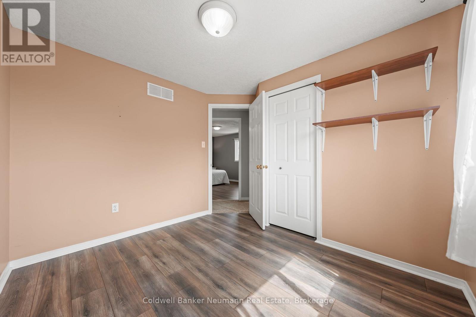 28 Bronwyn Place, Guelph (Willow West/sugarbush/west Acres), Ontario  N1K 1X1 - Photo 25 - X12515980