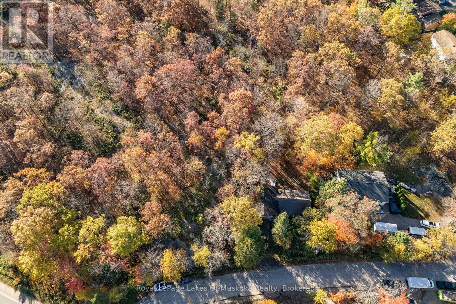 135 Musquash Road, Gravenhurst, Ontario P1P 0E3 - Photo 10 - X12516004