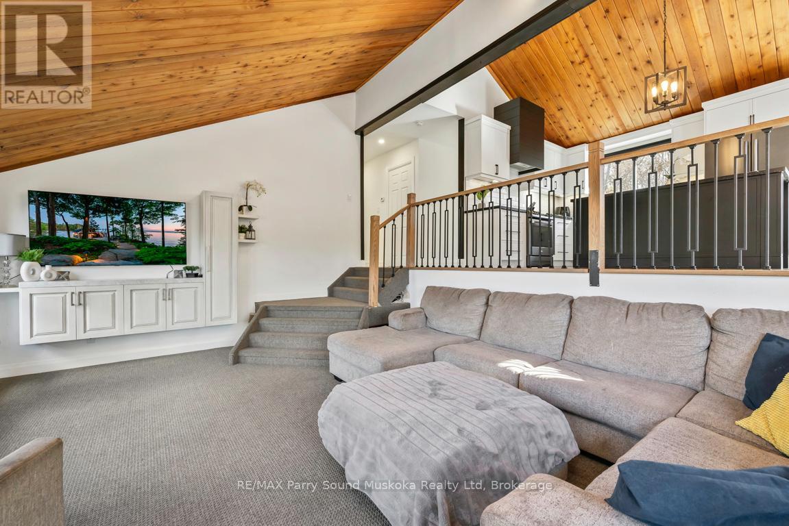 336 Clear Lake Road, Seguin, Ontario P2A 2W8 - Photo 12 - X12516016