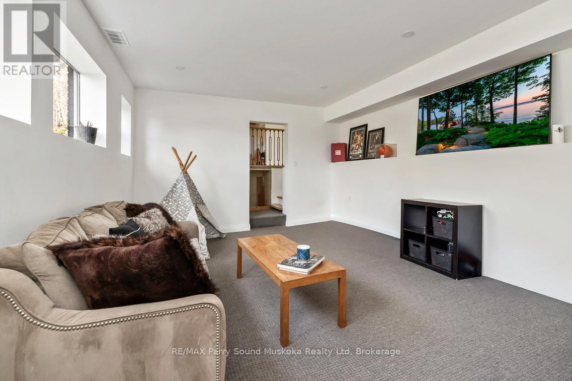 336 Clear Lake Road, Seguin, Ontario P2A 2W8 - Photo 31 - X12516016