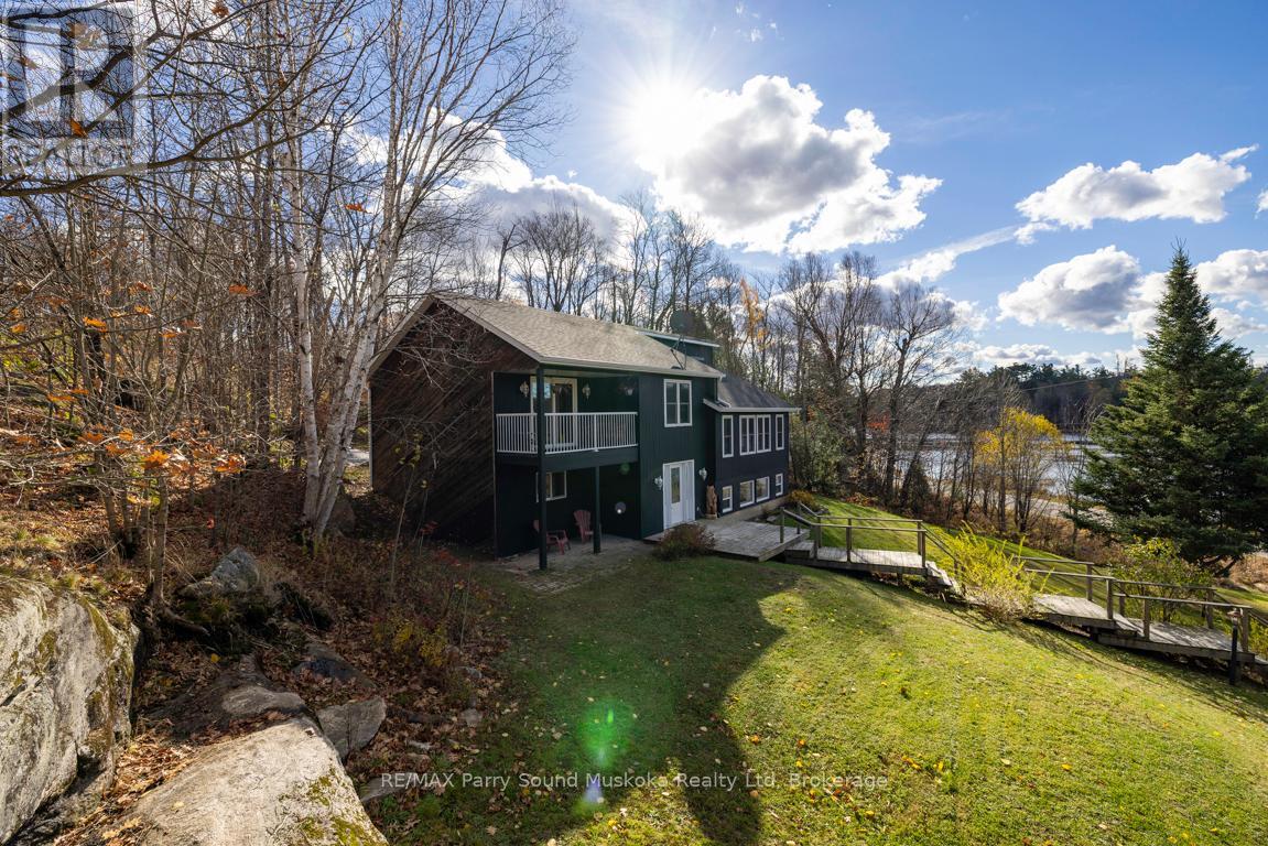 336 Clear Lake Road, Seguin, Ontario P2A 2W8 - Photo 42 - X12516016