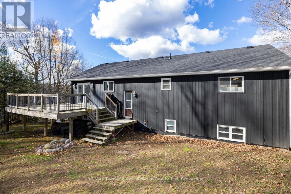 336 Clear Lake Road, Seguin, Ontario P2A 2W8 - Photo 44 - X12516016