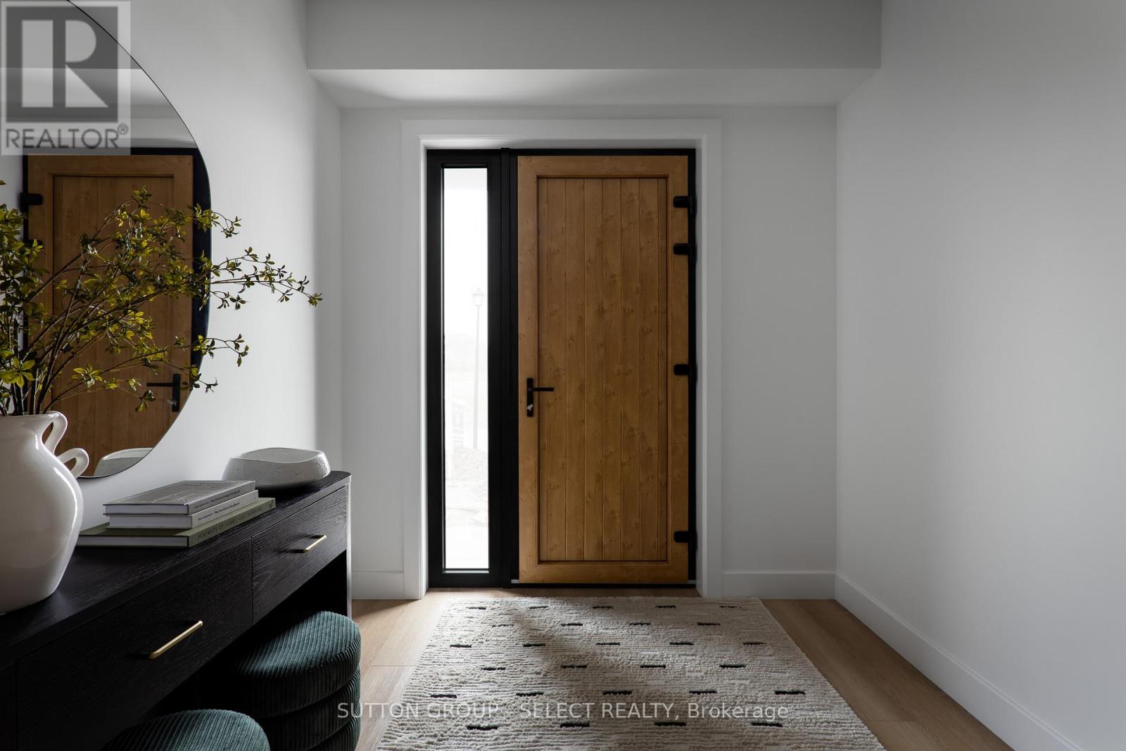 13 Optimist Drive, Southwold, Ontario  N5P 3T2 - Photo 4 - X12515952