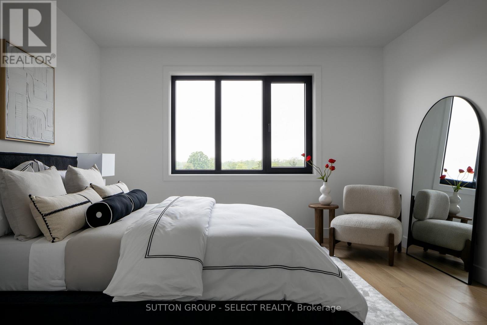 15 Optimist Drive, Southwold, Ontario  N5P 3T2 - Photo 25 - X12515956