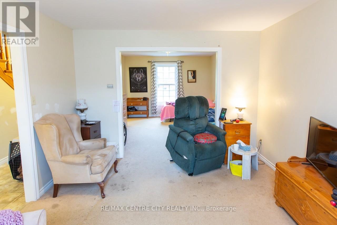 50589 Dingle Line, Malahide, Ontario  N5H 2R1 - Photo 16 - X12515988