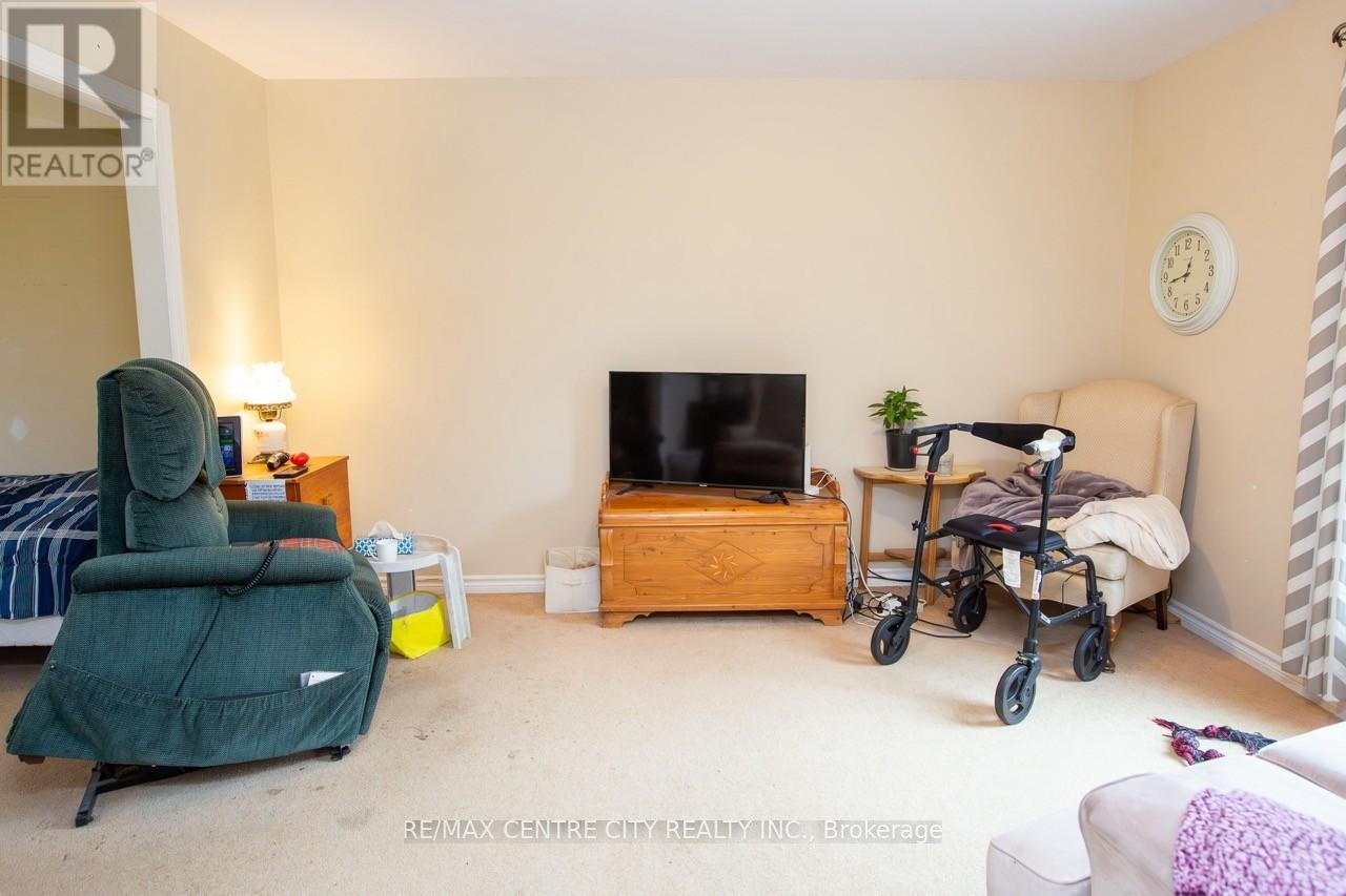 50589 Dingle Line, Malahide, Ontario  N5H 2R1 - Photo 18 - X12515988