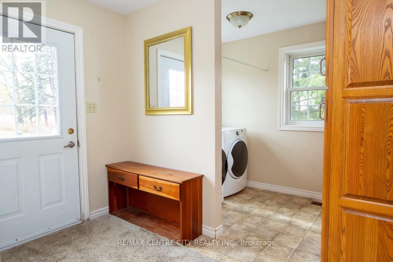 50589 Dingle Line, Malahide, Ontario  N5H 2R1 - Photo 19 - X12515988