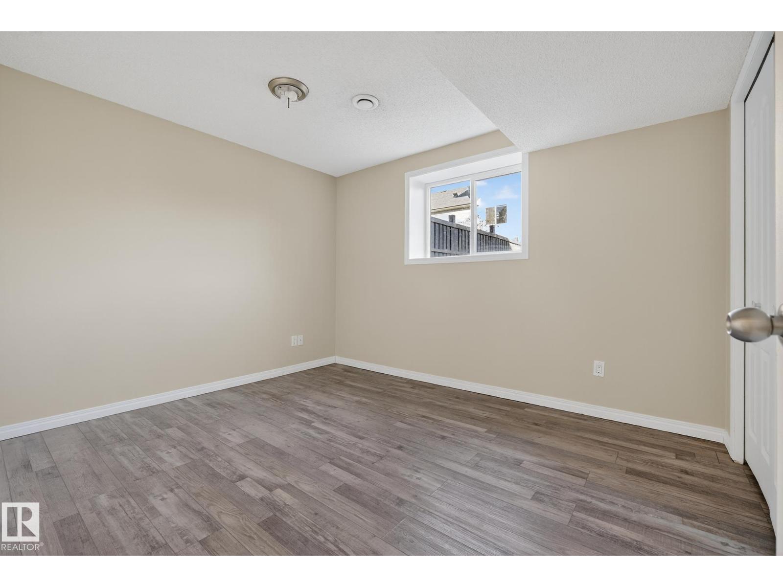 186 Macewan Rd Sw, Edmonton, Alberta  T6W 1K8 - Photo 36 - E4464882