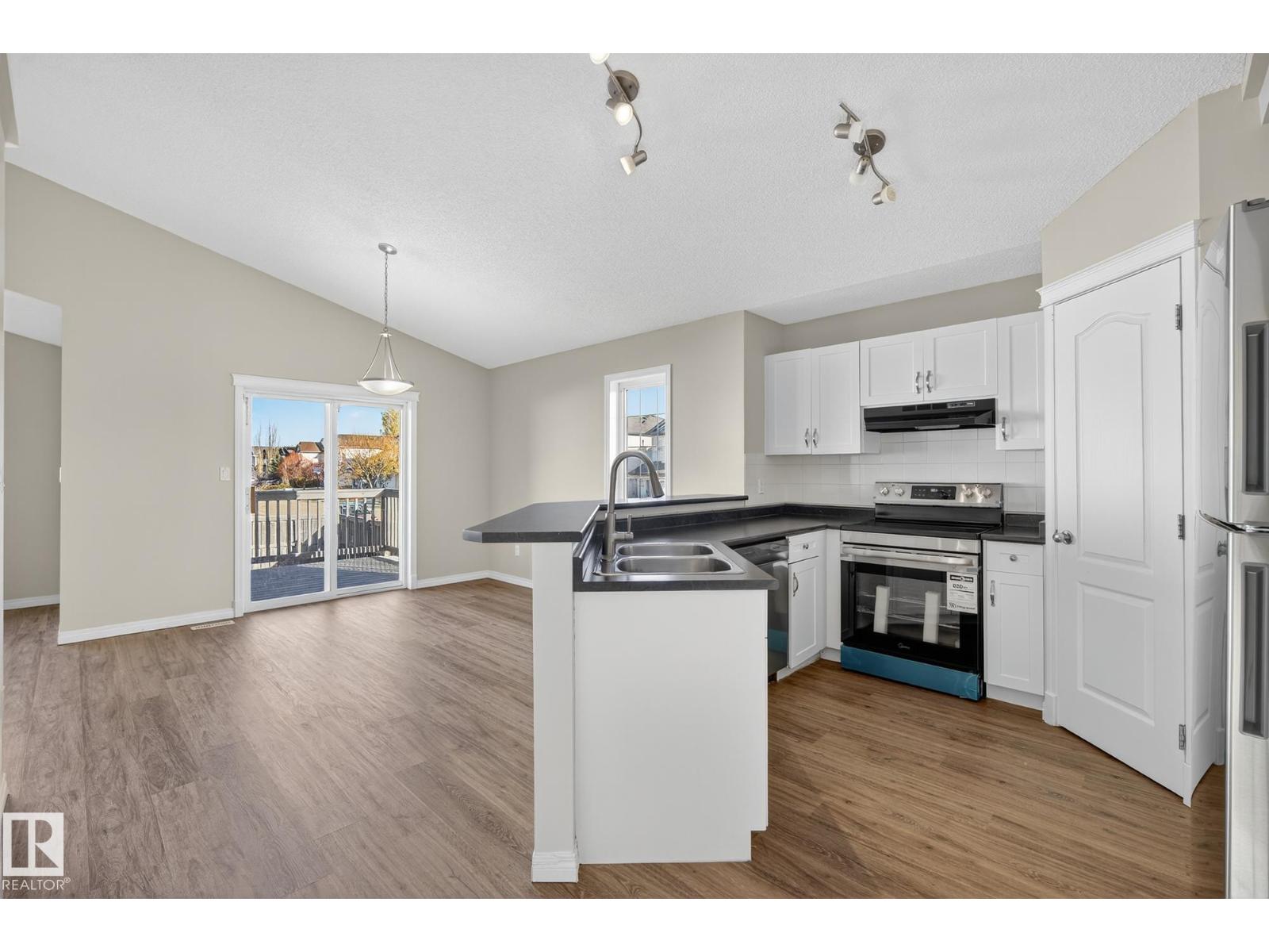 186 Macewan Rd Sw, Edmonton, Alberta  T6W 1K8 - Photo 8 - E4464882